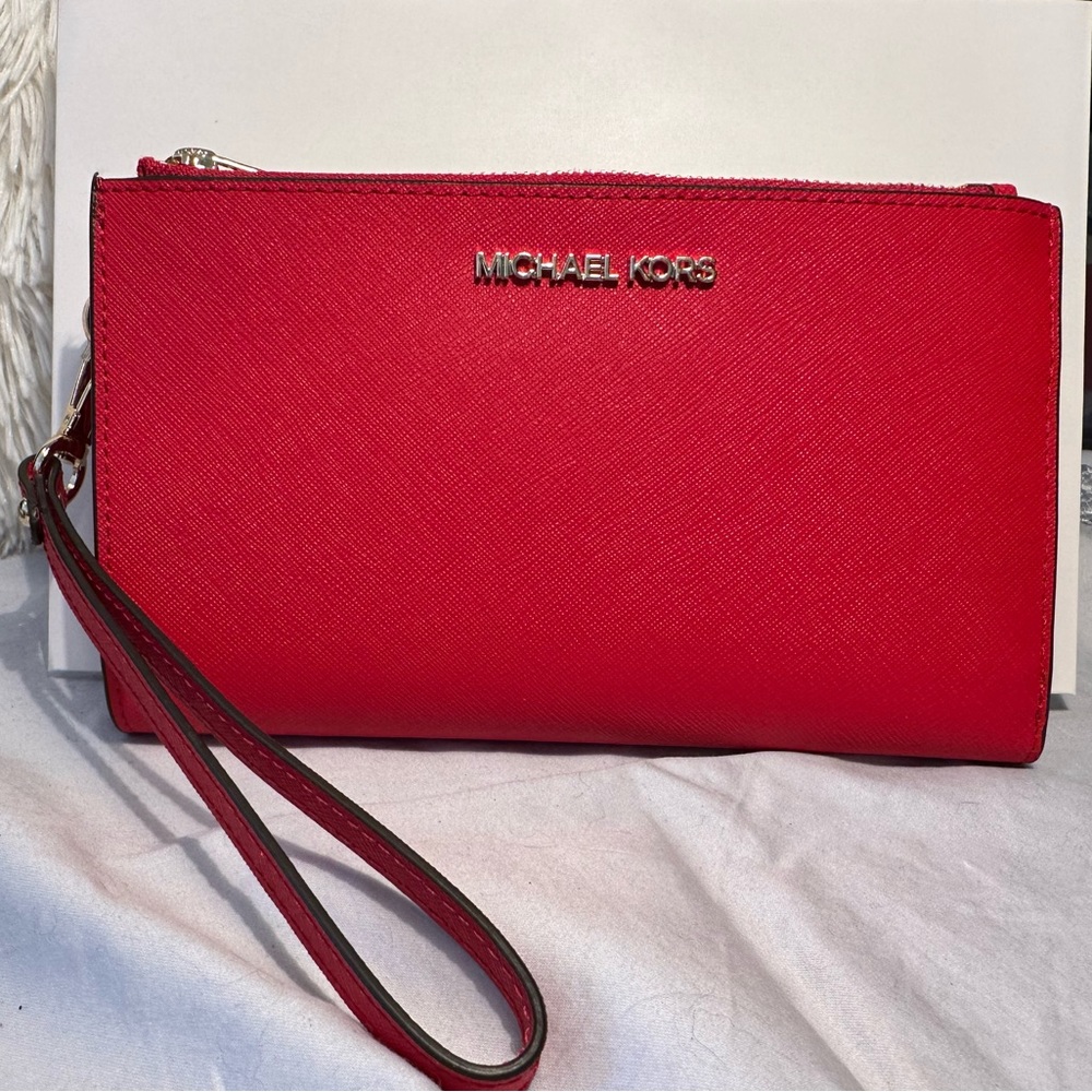 NWT Michael KORS Red, Large Double Zip Leather Wristlet.